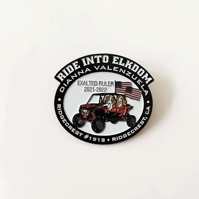 comprare Pini di lapel personalizzati - distintivi metallici in smalto duro per il riconoscimento dei dipendenti online manufacture