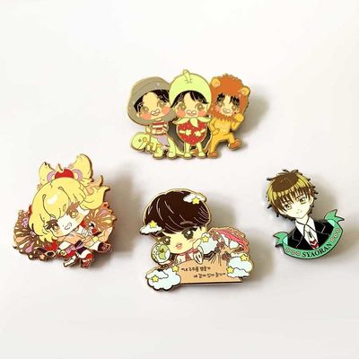 Un buon prezzo. Pini di lapel personalizzati per le esigenze del cliente a prezzi accessibili in linea