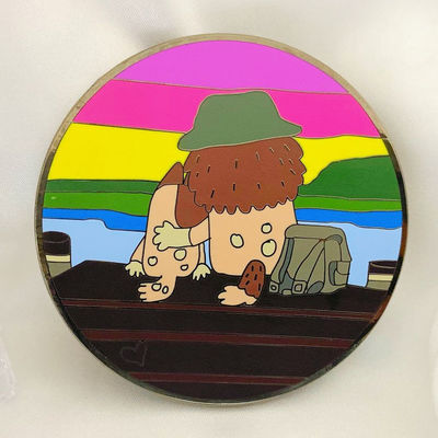 artigianato in metallo personalizzato all'ingrosso anime logo glitter pin badge metal lapel pin di smalto morbido duro
