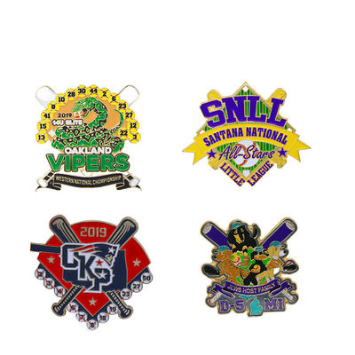 Produttori di fabbrica Logo personalizzato Topi da baseball Pini Emblema Topi di smalto morbidi e duri per abbigliamento Topi