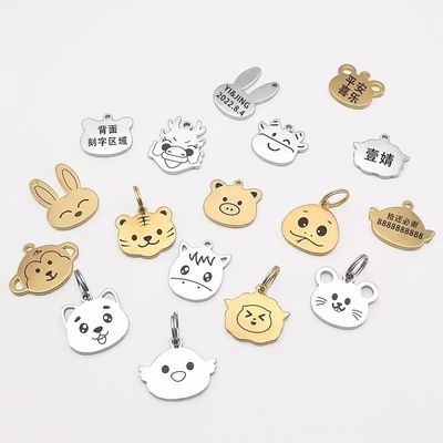 Un buon prezzo. Portachiavi in smalto duro su misura con rivestimento in oro / argento e retro sabbiato per uso promozionale in linea