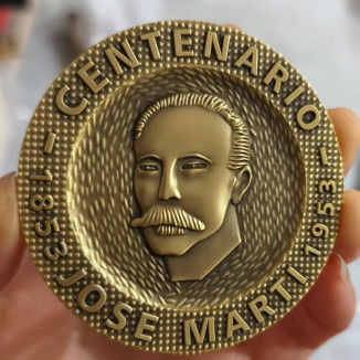 Un buon prezzo. Monete sfida personalizzate in smalto morbido con placcatura in bronzo antico e design a doppia faccia in linea