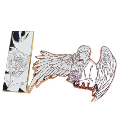 Un buon prezzo. Pini di lapel di smalto morbido personalizzati in taglia del cliente con materiale in lega di zinco per un marchio personalizzato in linea