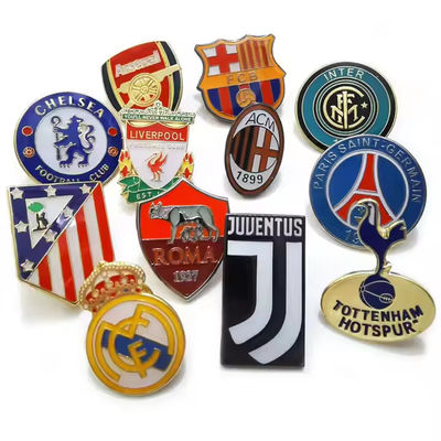 Barcellona Football Club Badge Sport Lapel Pin Enamel con Gold Plating Metal Angel Tematizzato Stampato Occasione di Natale