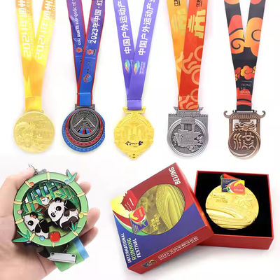 Medaglia sportiva personalizzata in metallo, medaglia d'oro 3D in lega di zinco vuota di alta qualità all'ingrosso, design personalizzato, medaglia da corsa