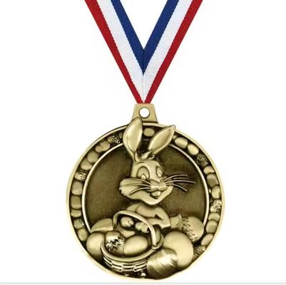 Medaglia personalizzata di Pasqua Felice, medaglia di Pasqua in lega di zinco con coniglio, con il tuo design e nastro