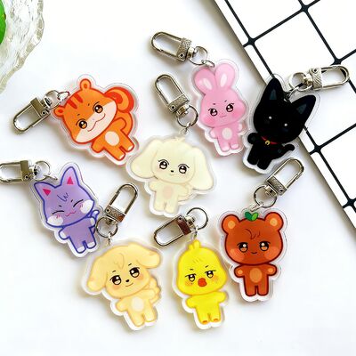 Un buon prezzo. Consigliere acrilico trasparente personalizzato Logo cartone animato Glitter Epoxy Consigliere Charm Consigliere di plastica Anime Consigliere acrilico personalizzato in linea