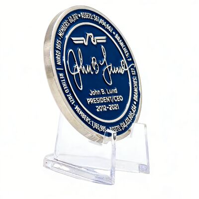 Un buon prezzo. 2 pollici - 2,5 pollici Moneta di sfida su misura a doppio lato con placcatura in bronzo/oro antico e disegno personalizzato in linea