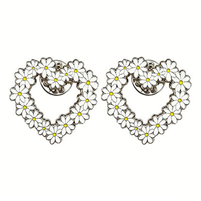 Un buon prezzo. Pini di smalto di Daisy in forma di cuore Brooch Lapel Pin per zaino Giacca Moda regalo all'ingrosso in linea